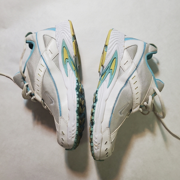 Nike datrs v1 women's shoe's - Picture 3 of 7